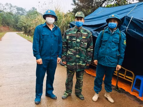 Lán trại cơ động kiểm soát người xuất nhập cảnh trái phép - Đồn biên phòng Chi Lăng (Lạng Sơn). Lán trại cơ động kiểm soát người xuất nhập cảnh trái phép - Đồn biên phòng Chi Lăng (Lạng Sơn).