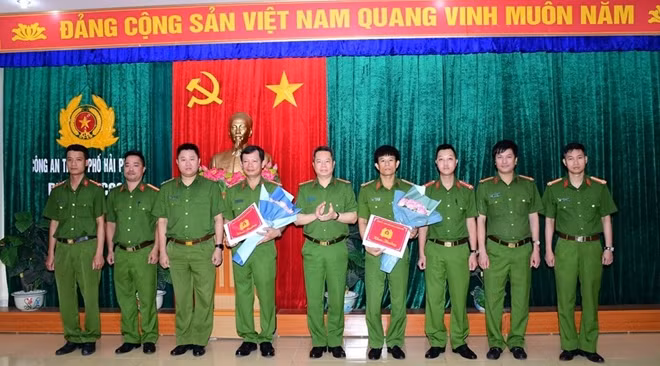 Lãnh đạo Công an TP Hải Phòng biểu dương các đơn vị phá án