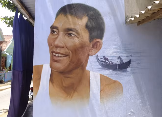 Ấn tượng với những bức tranh chân dung nhìn như thật.