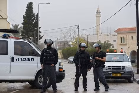 Israel huy động hơn 10.000 cảnh sát bảo vệ chuyến công du của Tổng thống Mỹ. Israel huy động hơn 10.000 cảnh sát bảo vệ chuyến công du của Tổng thống Mỹ.