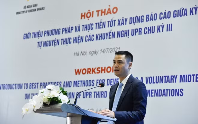 Thứ trưởng Đặng Hoàng Giang