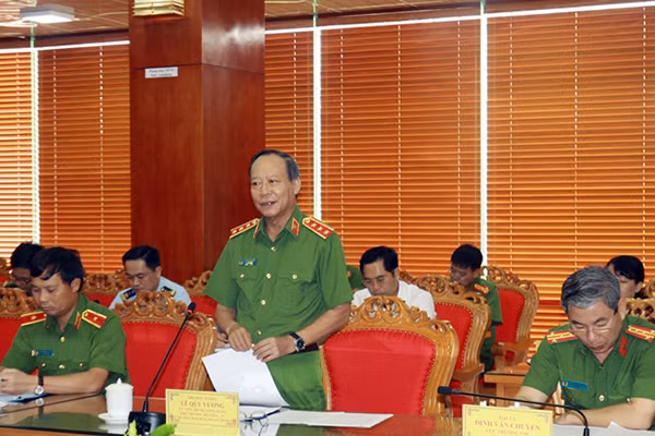 Thứ trưởng Bộ Công an Lê Quý Vương phát biểu chỉ đạo buổi làm việc