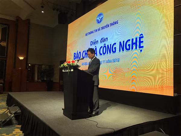 Bộ trưởng Nguyễn Mạnh Hùng phát biểu chỉ đạo