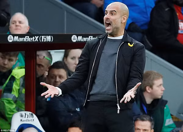 HLV Pep Guardiola đã không thể giúp Man City tái lập thành tích 19 trận thắng liên tiếp do Bayern Munich từng tạo ra. HLV Pep Guardiola đã không thể giúp Man City tái lập thành tích 19 trận thắng liên tiếp do Bayern Munich từng tạo ra.
