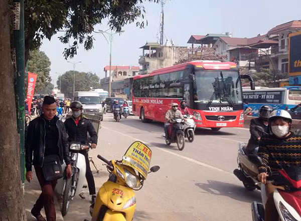 Hiện trường vụ tai nạn. Ảnh: T.Y.Việt.