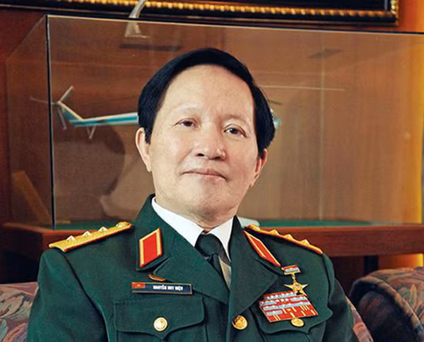 Thượng tướng Nguyễn Huy Hiệu.