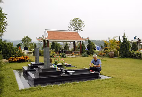 Sốt đất nghĩa trang làm quà… báo hiếu cuối năm