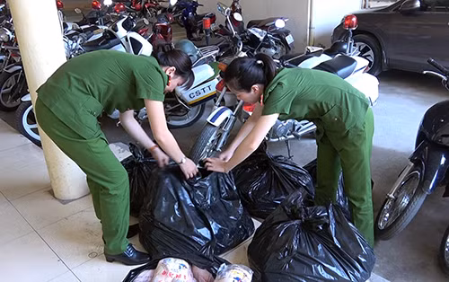 224 kg vịt đông lạnh qua sơ chế bị thu giữ