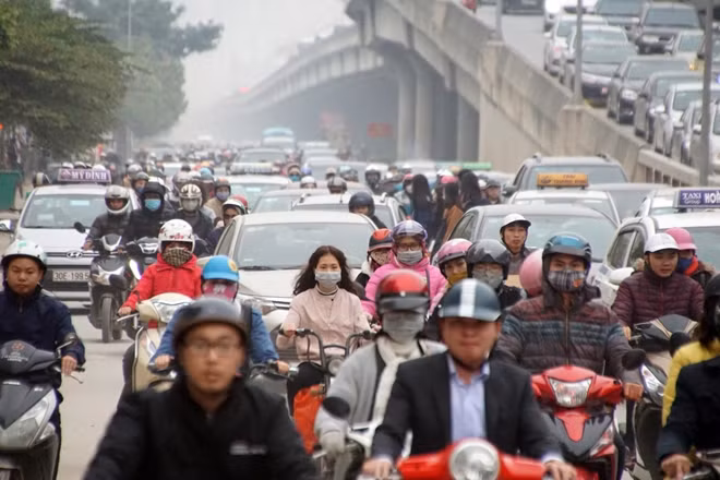 Cảnh tượng giao thông gần như thành một thứ "đặc sản" của Hà Nội sau mỗi dịp nghỉ lễ khiến người dân ngán ngẩm, mệt mỏi