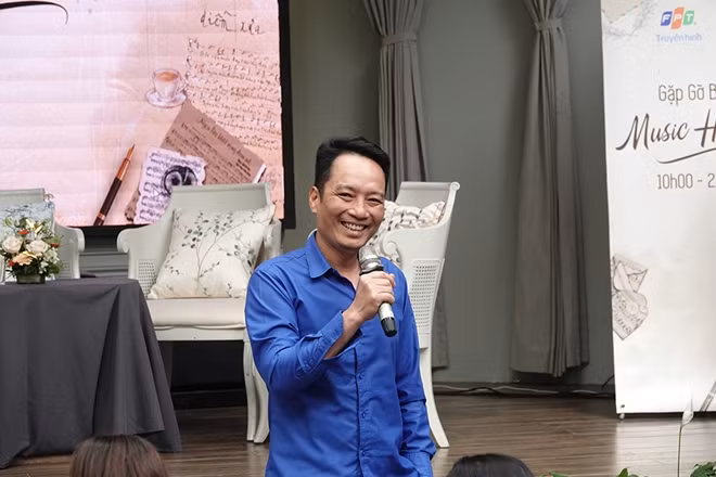 Nhạc sĩ Anh Quân và ban nhạc Anh em sẽ đồng hành cùng chương trình