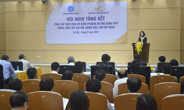 Quang cảnh buổi tổng kết.