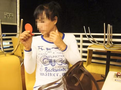 Một bà mẹ đã phải trả giá bằng “căn bệnh thế kỷ”.