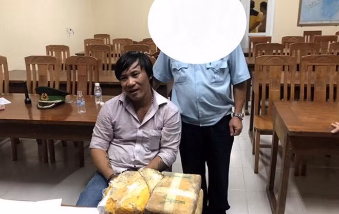 Đối tượng Phan Tất Hưởng.