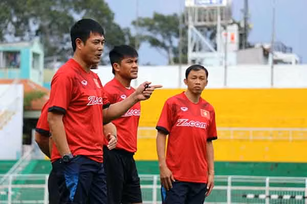 HLV Nguyễn Hữu Thắng đã quá quen với áp lực nghề HLV.