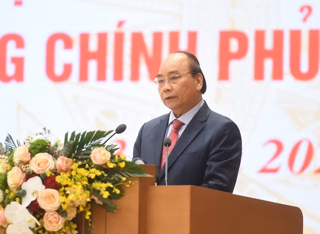 Thủ tướng Nguyễn Xuân Phúc kết luận Hội nghị trực tuyến toàn quốc tổng kết 5 năm hoạt động của Tổ công tác của Thủ tướng. Ảnh VGP/Quang Hiếu