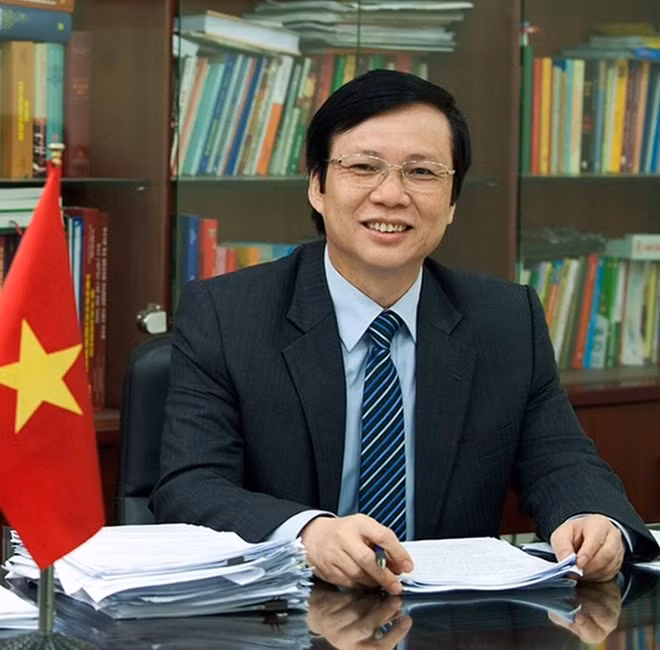 Nhà báo Hồ Quang Lợi.