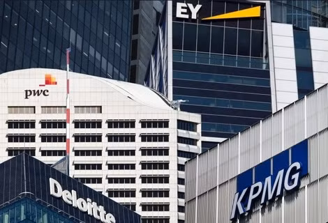 Nhóm Big Four gồm các công ty Deloitte, EY, KPMG và PwC.
