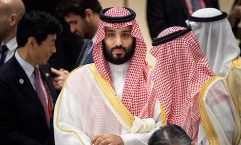 Thái tử Arab Saudi Mohammed bin Salman được cho là có nhiều luật lệ ''cởi trói'' cho phụ nữ. Thái tử Arab Saudi Mohammed bin Salman được cho là có nhiều luật lệ ''cởi trói'' cho phụ nữ.