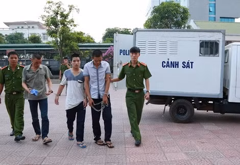 Các đối tượng truy nã bị bắt giữ.