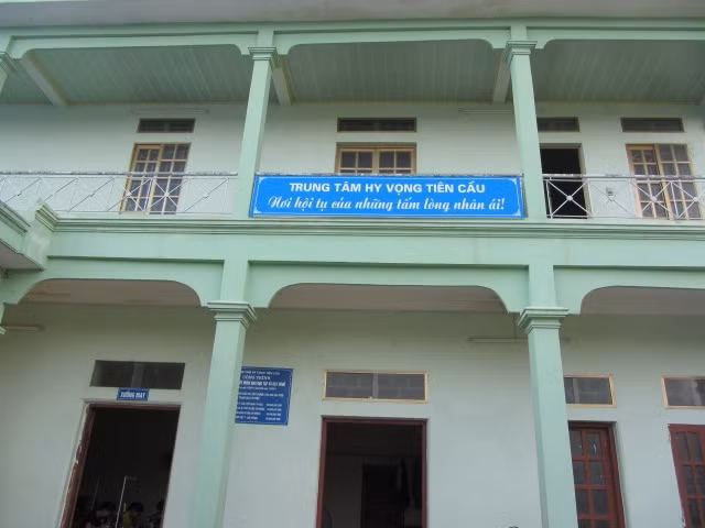 Trung tâm Hy vọng Tiến Cầu.