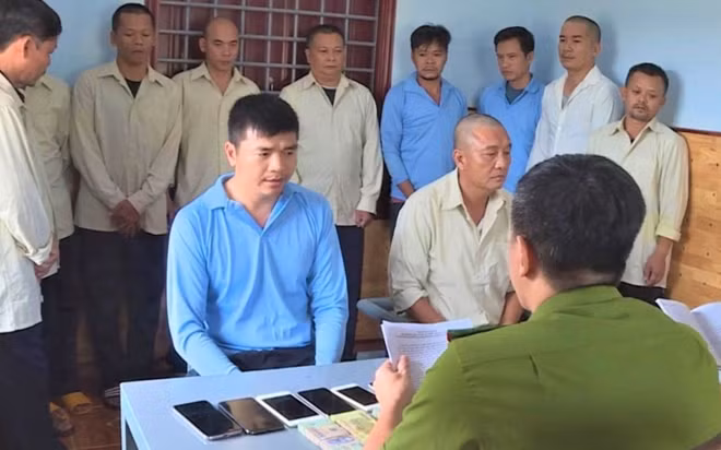 Thời gian qua, cơ quan Công an liên tiếp triệt phá các đường dây cá độ bóng đá qua mạng.