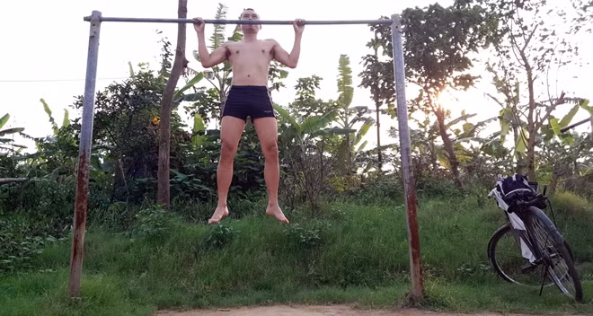Nhờ chăm chỉ tập luyện thể thao cùng với không khí trong lành nơi bãi giữa sông Hồng nên nhiều thành viên dù đã bước vào tuổi trung niên vẫn giữ được sức khỏe và thể hình không thua gì thanh niên.