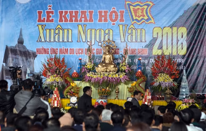 Đây là lần thứ ba lễ hội được tổ chức song có quy mô hơn do hạ tầng du lịch được thiết kế và xây dựng hoàn chỉnh nhằm đáp ứng nhu cầu chiêm bái của hàng vạn khách du lịch.