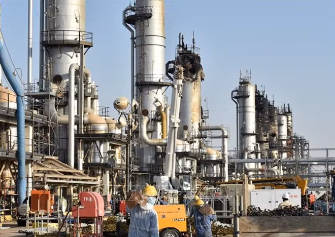 Một khu lọc dầu của Ả Rập Saudi.