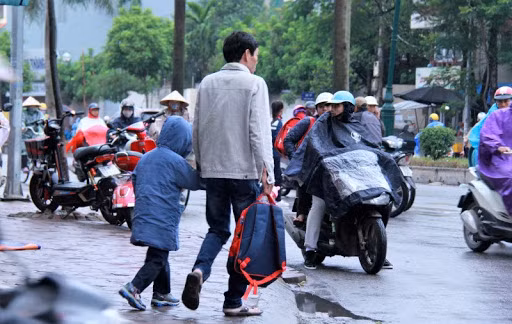 Đón thêm không khí lạnh, Hà Nội tiếp tục mưa rét Đón thêm không khí lạnh, Hà Nội tiếp tục mưa rét