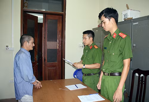 Cơ quan Cảnh sát điều tra Công TP Hòa Bình đọc QĐ khởi tố bị can đối với Phạm Duy Đức Cơ quan Cảnh sát điều tra Công TP Hòa Bình đọc QĐ khởi tố bị can đối với Phạm Duy Đức