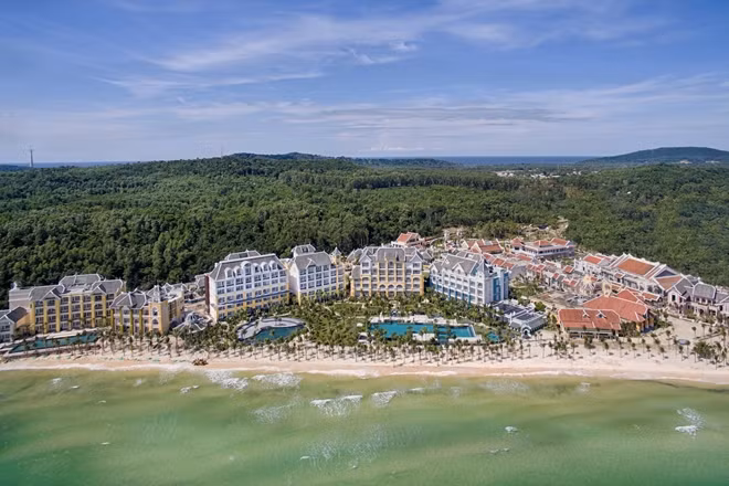 Khách sạn JW Marriott Phu Quoc Emerald Bay
