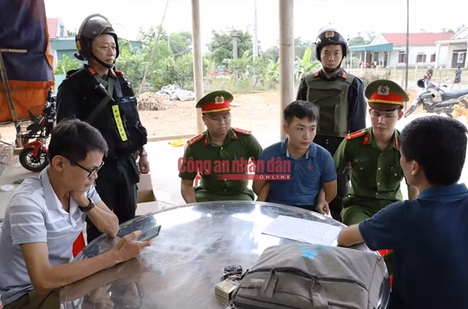 Đối tượng Chính.