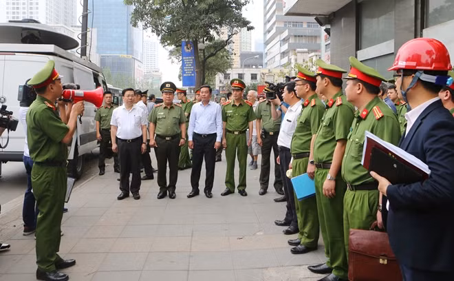 Đoàn kiểm tra liên ngành đến chung cư M3-M4