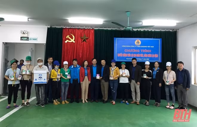 Lễ ký kết thỏa thuận hợp tác thực hiện Chương trình “Phúc lợi cho đoàn viên và người lao động” trên địa bàn tỉnh Thanh Hóa.