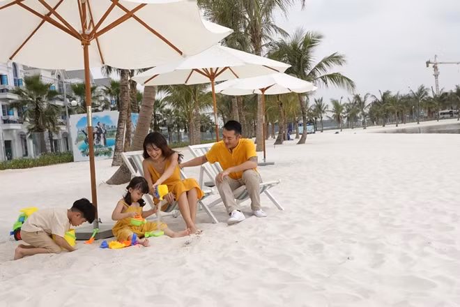 Mỗi ngày sống tại Thành phố Biển hồ Vinhomes Ocean Park, cư dân tương lai sẽ được tận hưởng một cuộc sống lý tưởng bên biển xanh, cát trắng ngay giữa lòng Thủ đô.