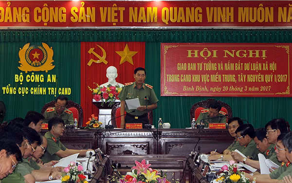 Hình ảnh tại hội nghị. Hình ảnh tại hội nghị.