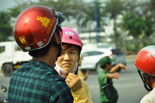 Một trong hai nạn nhân kể lại vụ việc.