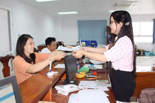 Bảo hiểm xã hội, bảo hiểm y tế luôn hướng tới sự hài lòng của người dân.