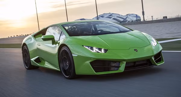 Các mẫu siêu xe đình đám của Lamborghini.