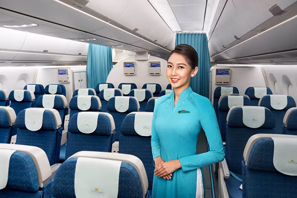 Hạng phổ thông đặc biệt hứa hẹn sẽ là sự lựa chọn hấp dẫn của hành khách. Hạng phổ thông đặc biệt hứa hẹn sẽ là sự lựa chọn hấp dẫn của hành khách.