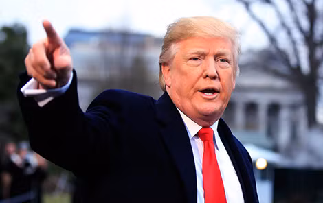 Tổng thống Donald Trump tuyên bố tiếp tục áp thuế 10% đối với 300 Tỷ USD hàng nhập khẩu từ Trung Quốc ngay khi các cuộc đàm phán còn đang diễn ra.