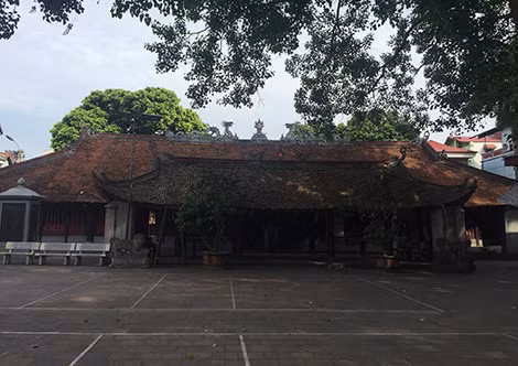 Đình làng Phù Lưu được xếp hạng là một trong những ngôi đình đẹp nhất miền Bắc. Đình làng Phù Lưu được xếp hạng là một trong những ngôi đình đẹp nhất miền Bắc.