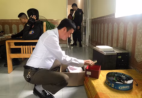 Công an TP Thanh Hóa khám xét, thu thập tài liệu liên quan đến tín dụng đen.