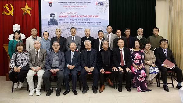 Các đại biểu tham dự buổi tọa đàm.