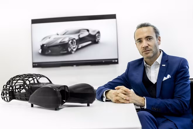 Bugatti La Voiture Noire có giá bán lên tới 18,9 triệu USD (hơn 434 tỉ đồng) sau thuế.
