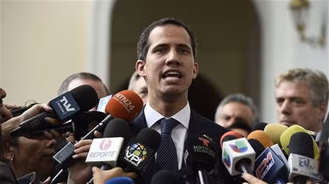 Thủ lĩnh đối lập Juan Guaido nhận được hậu thuẫn tích cực từ Mỹ, bất chấp sự phản đối của nhiều quốc gia. Ảnh: NTN24.