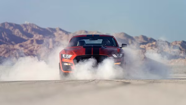 Ford Mustang Shelby GT500.