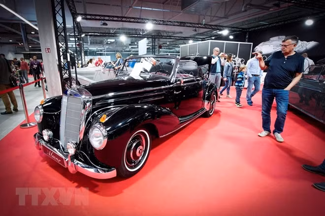 Huyền thoại Mercedes-Benz một thời xuất hiện tại triển lãm.