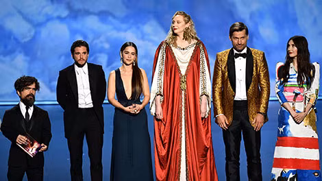 Dàn sao “Game of Thrones” trên sân khấu lễ trao giải Emmy 2019.