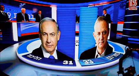 Đảng Likud của Thủ tướng Israel Benjamin Netanyahu (trái) chỉ giành được 31 ghế trong Quốc hội.